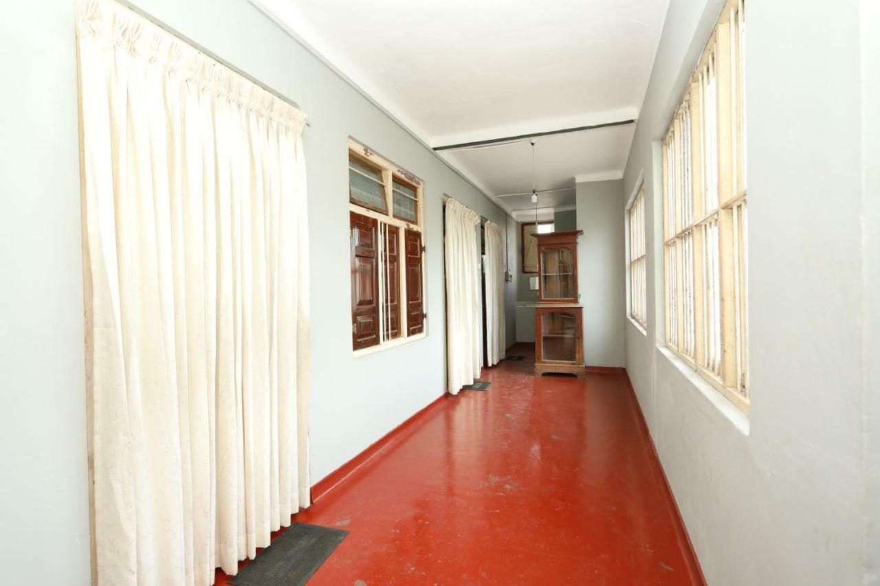 Jaffna Premier Inn Εξωτερικό φωτογραφία